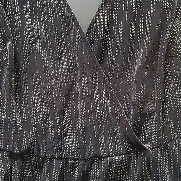 Torrid skater velvet  faux wrap black‎ silver metallic v-neck dress - Picture 2 of 4